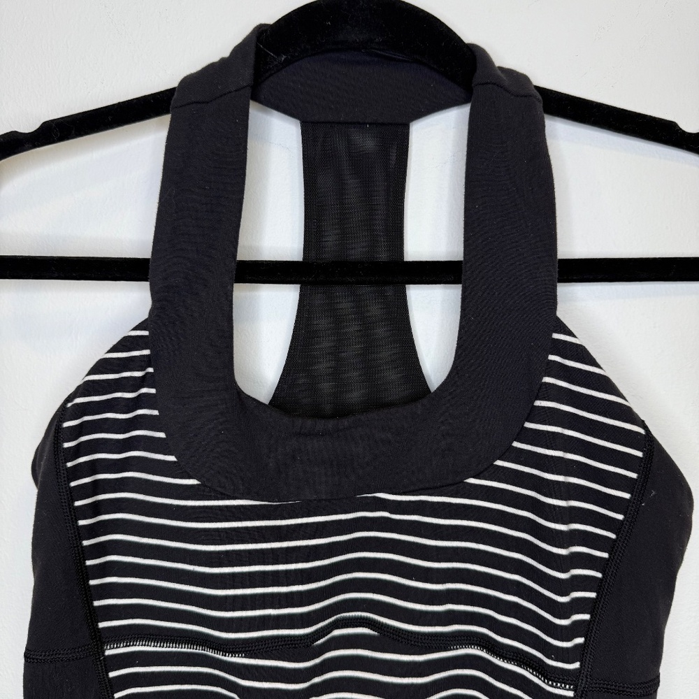 LULULEMON Scoop Neck Tank Striped T Strap Mesh 12 - Picture 4 of 8